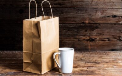 Czy torba reklamowa z logo sprawdzi się jako gadżet na targi i konferencje?