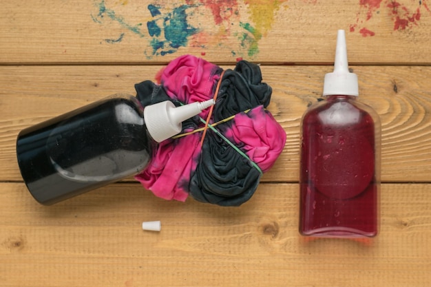 Jak pozbyć się super glue z ubrań bez uszkodzenia tkaniny?
