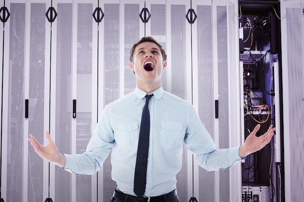 Jak szybko i łatwo postawić własny serwer CS 1.6?